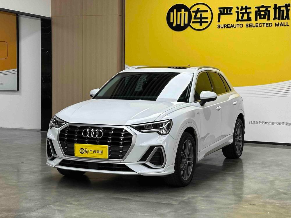 Audi Q3 2023 — фото автомобиля