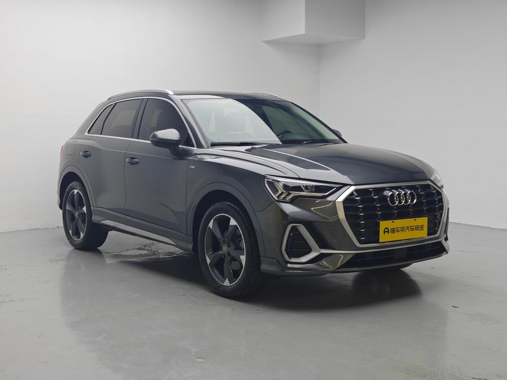 Audi Q3 2020 — фото автомобиля