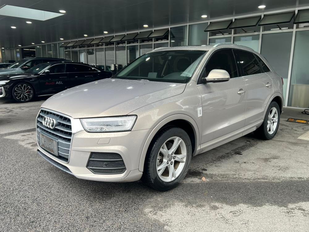 Audi Q3 2018 — фото автомобиля