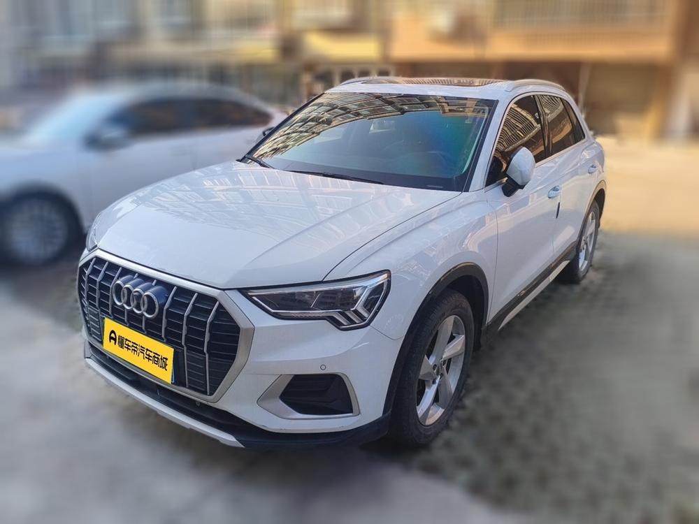 Audi Q3 2019 — фото автомобиля 1