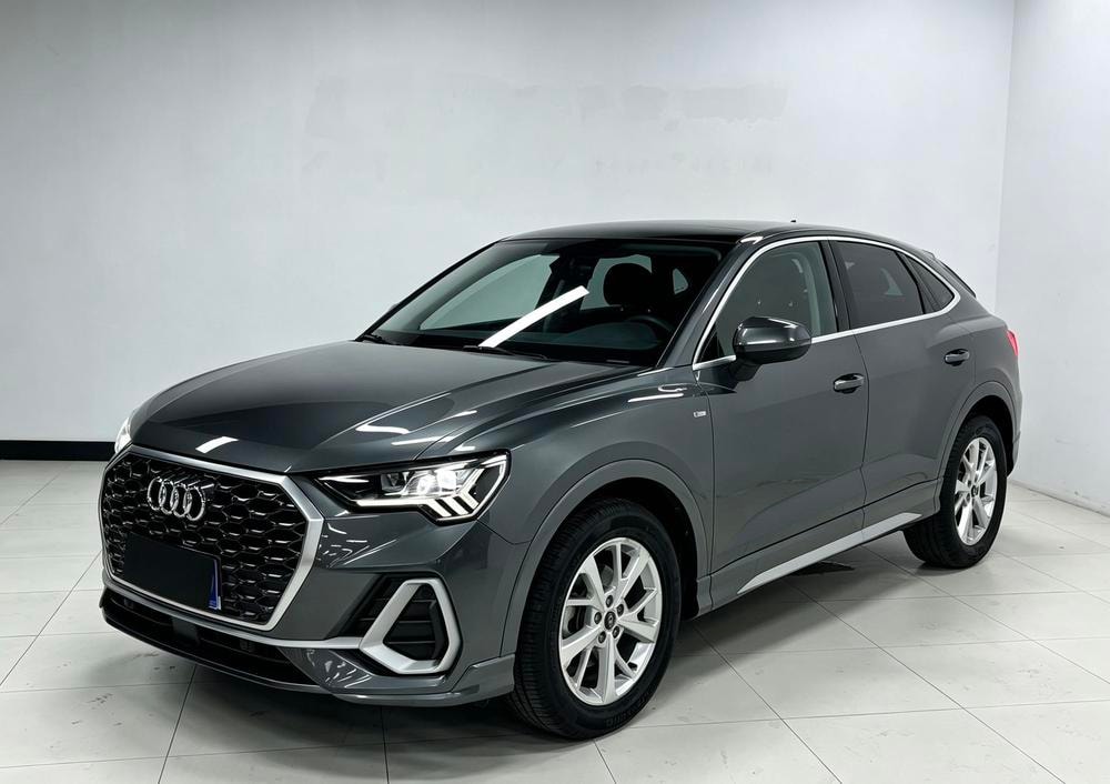 Audi Q3 Sportback 2022 — фото автомобиля