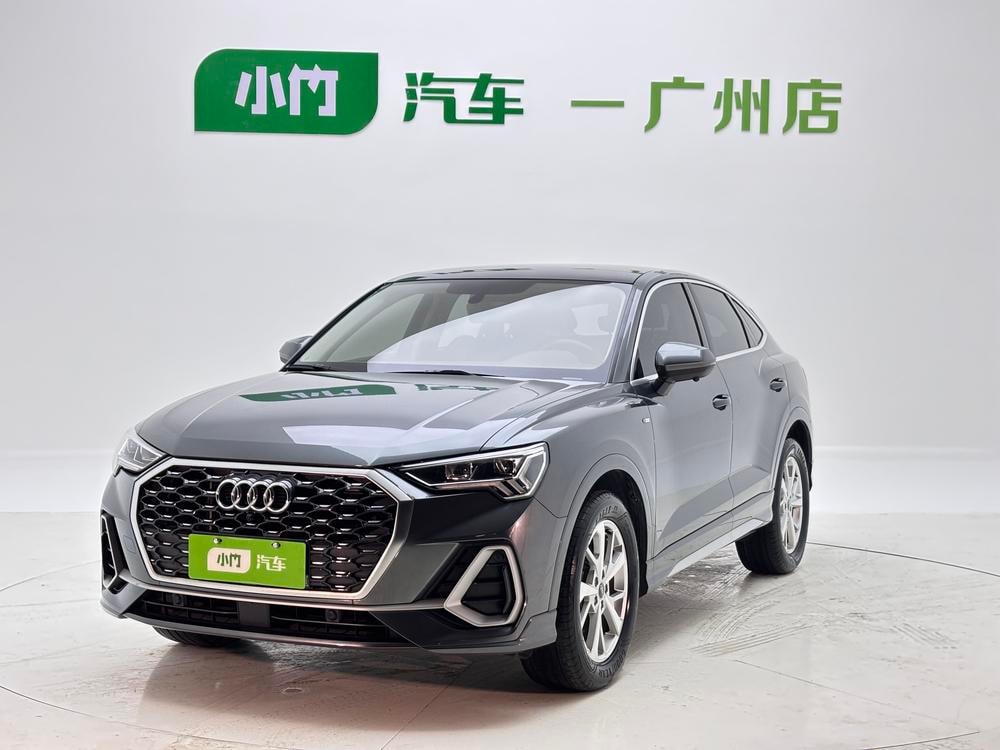 Audi Q3 Sportback 2022 — фото автомобиля