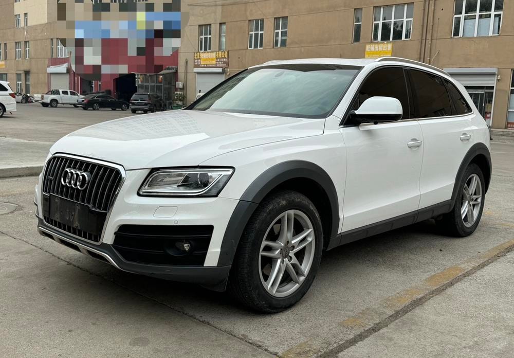 Audi Q5 2018 — фото автомобиля 1