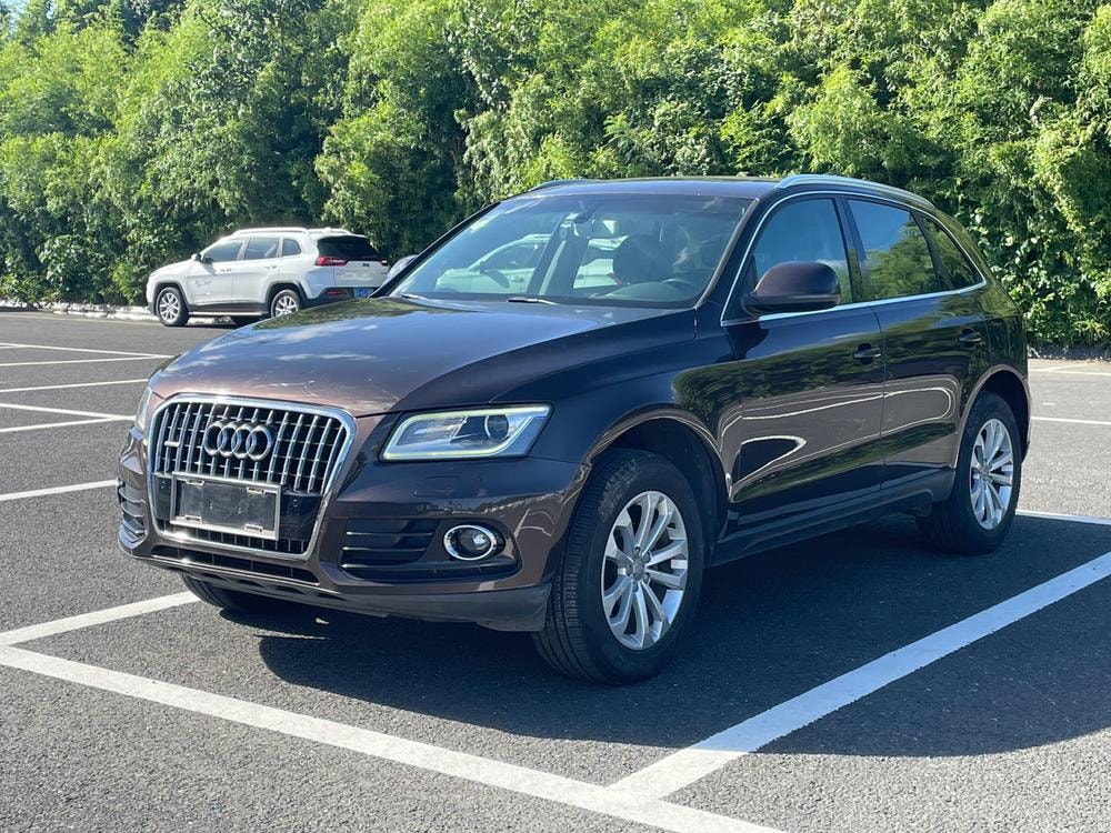Audi Q5 2015 — фото автомобиля