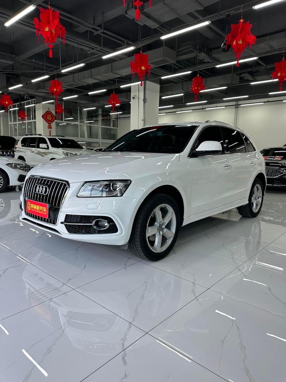 Audi Q5 2017 — фото автомобиля