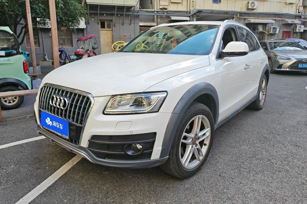 Audi Q5 2018 — фото автомобиля 1