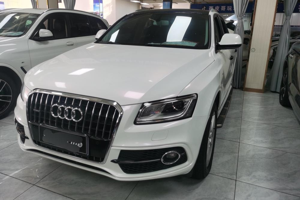 Audi Q5 2018 — фото автомобиля 1