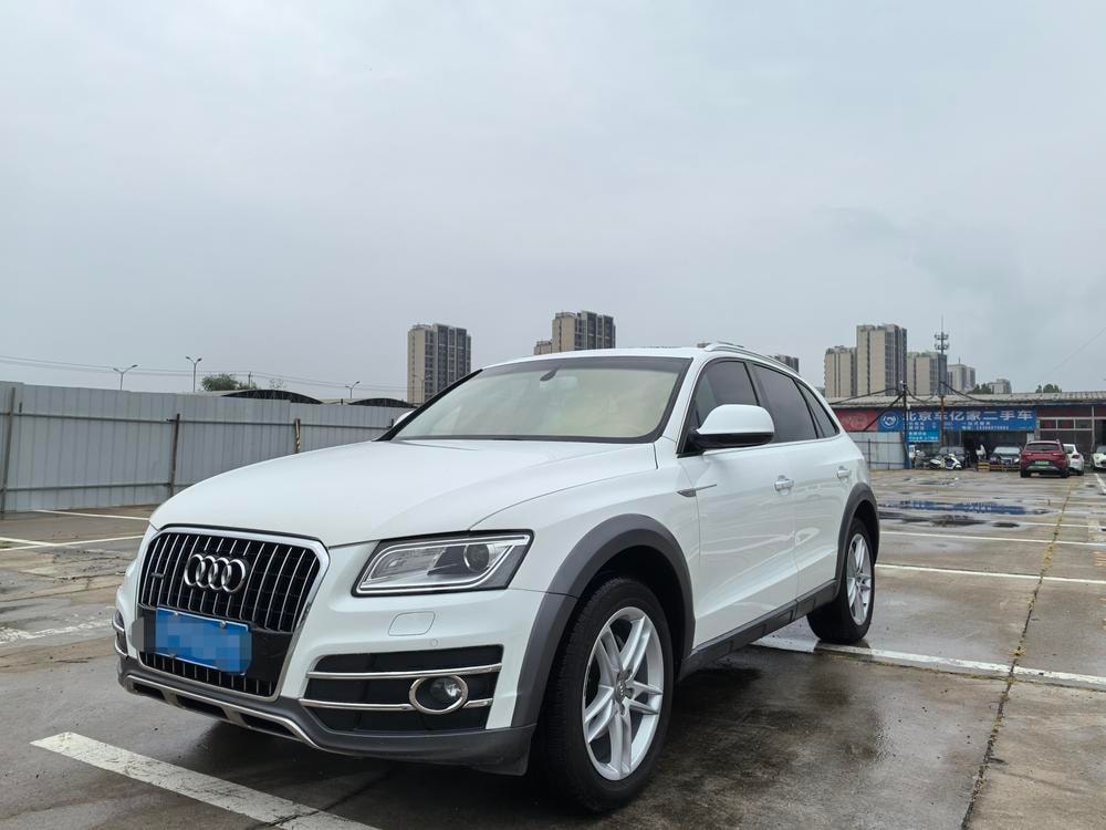 Audi Q5 2017 — фото автомобиля 1
