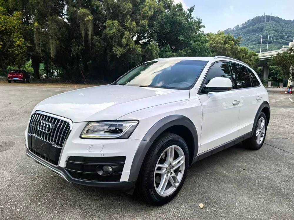 Audi Q5 2018 — фото автомобиля 1