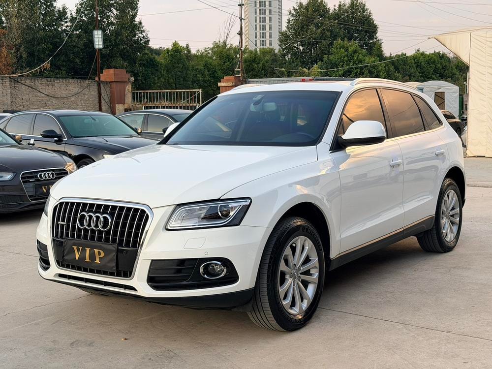 Audi Q5 2015 — фото автомобиля 1