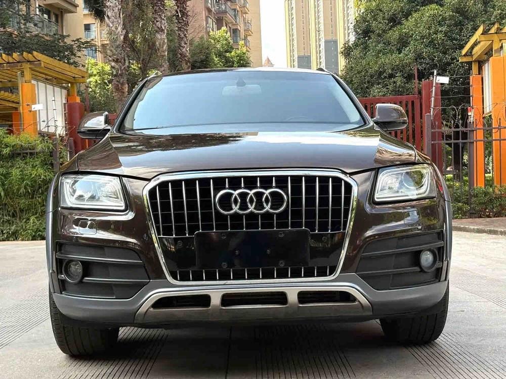 Audi Q5 2018 — фото автомобиля 1