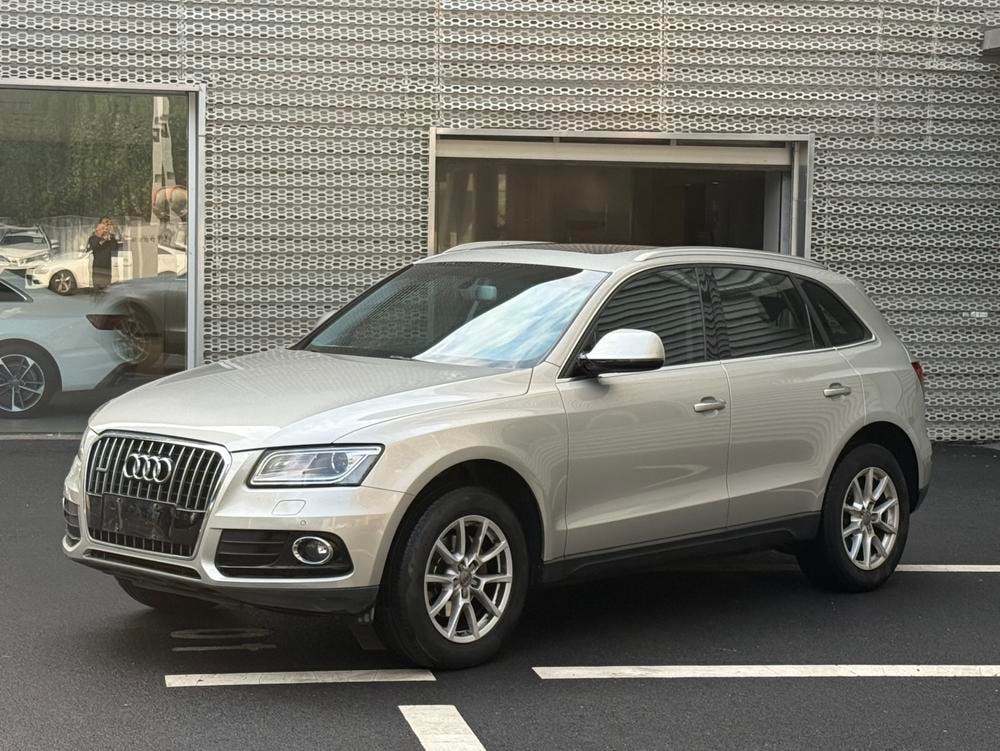 Audi Q5 2016 — фото автомобиля 1