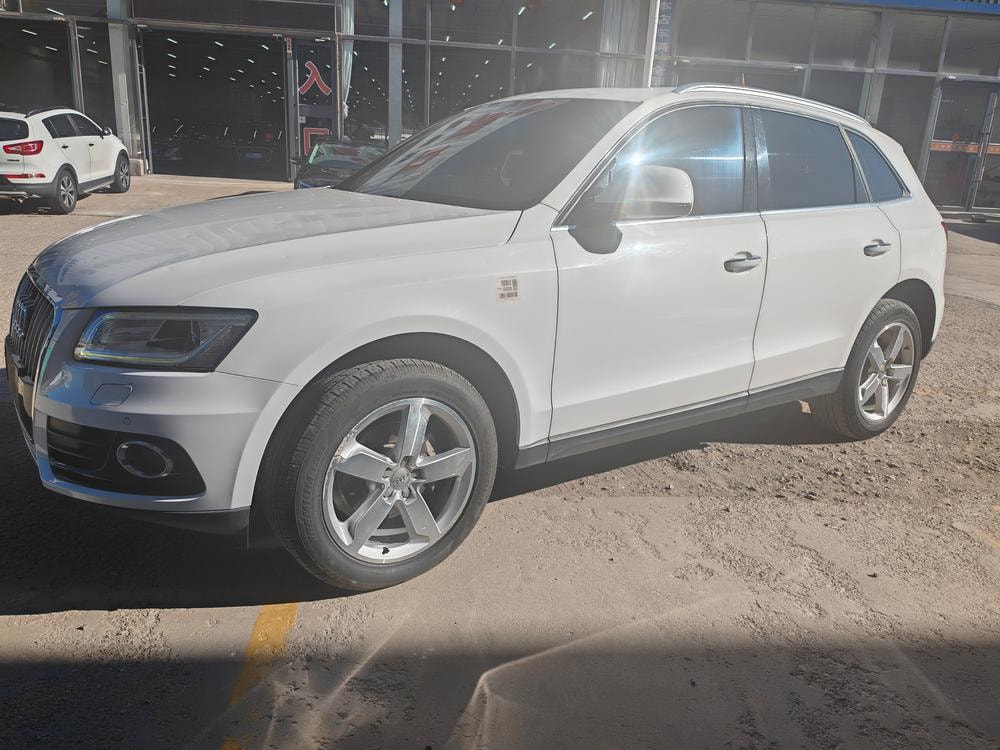 Audi Q5 2016 — фото автомобиля
