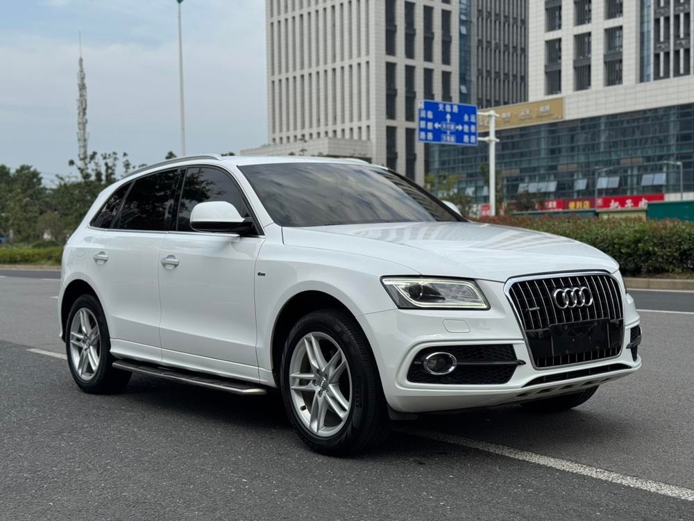 Audi Q5 2017 — фото автомобиля