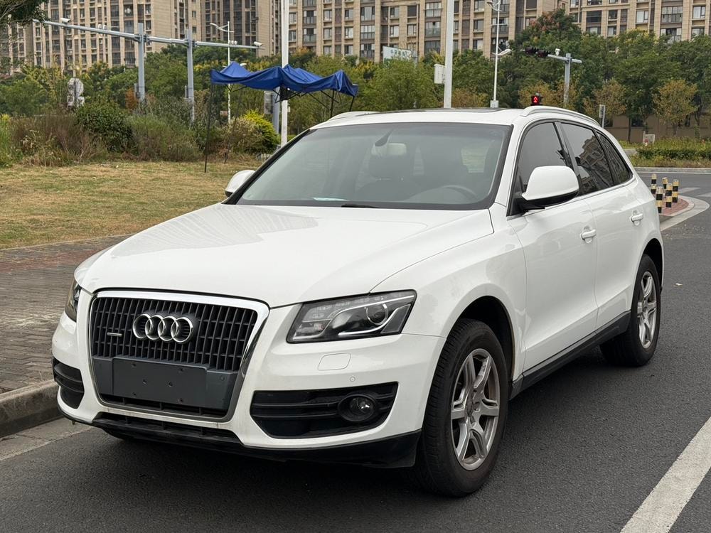 Audi Q5 2012 — фото автомобиля 1