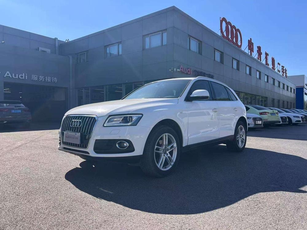 Audi Q5 2017 — фото автомобиля