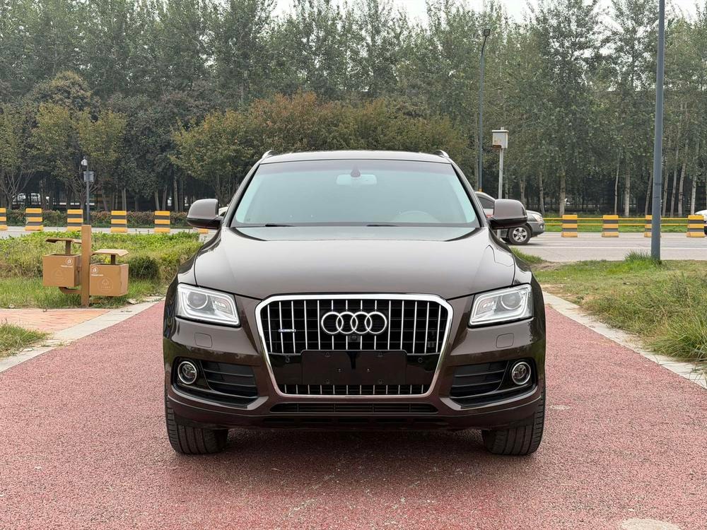 Audi Q5 2017 — фото автомобиля