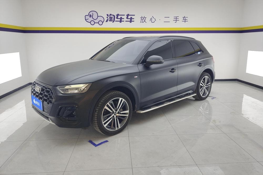 Audi Q5L 2023 — фото автомобиля