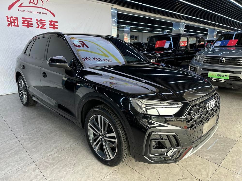 Audi Q5L 2024 — фото автомобиля