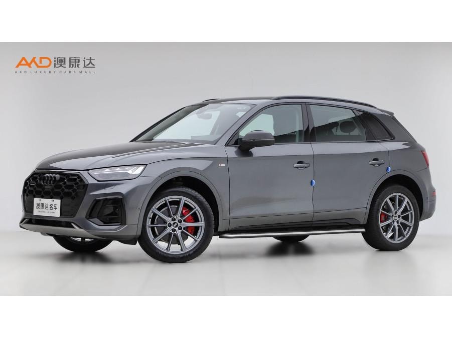 Audi Q5L 2022 — фото автомобиля 1