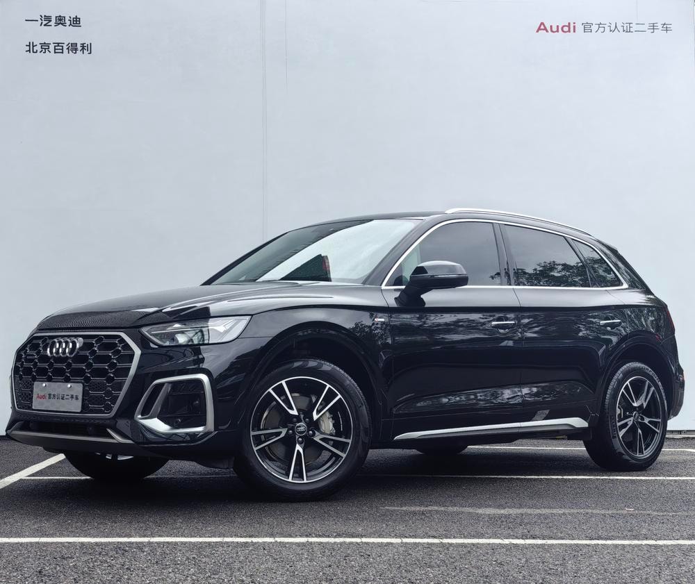 Audi Q5L 2024 — фото автомобиля 1