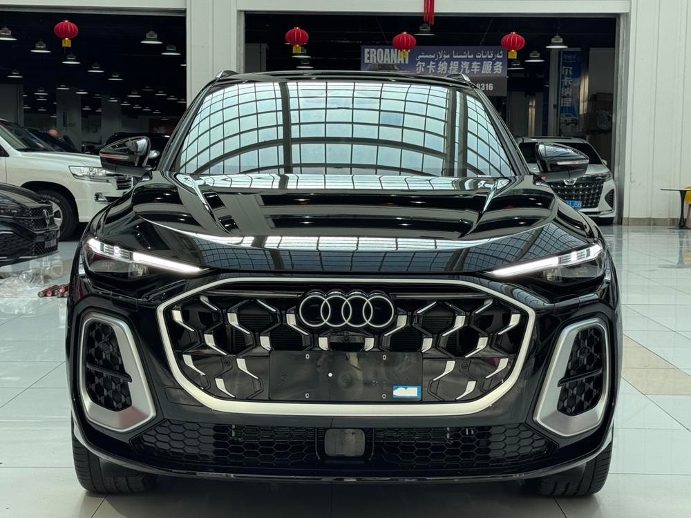 Audi Q5L 2026 — фото автомобиля