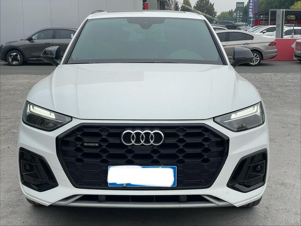 Audi Q5L 2024 — фото автомобиля