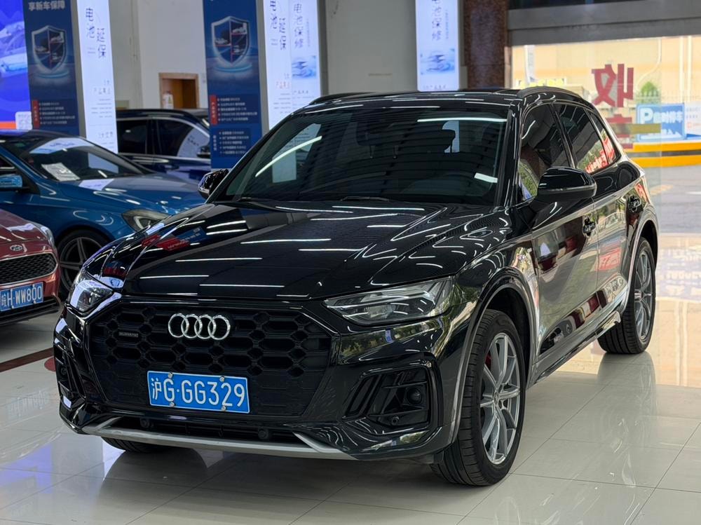 Audi Q5L 2022 — фото автомобиля