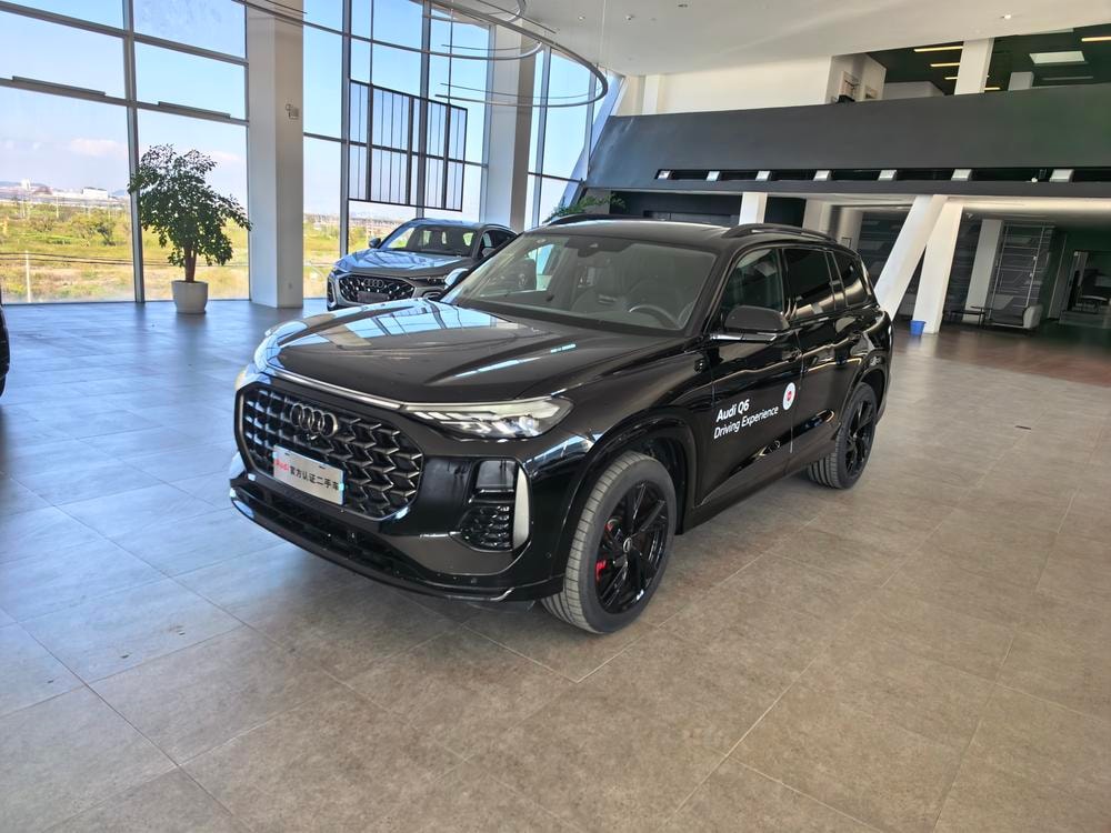 Audi Q6 2024 — фото автомобиля
