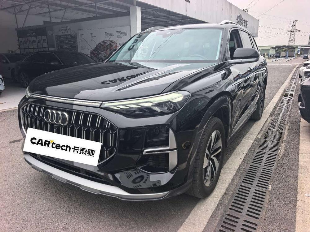 Audi Q6 2023 — фото автомобиля