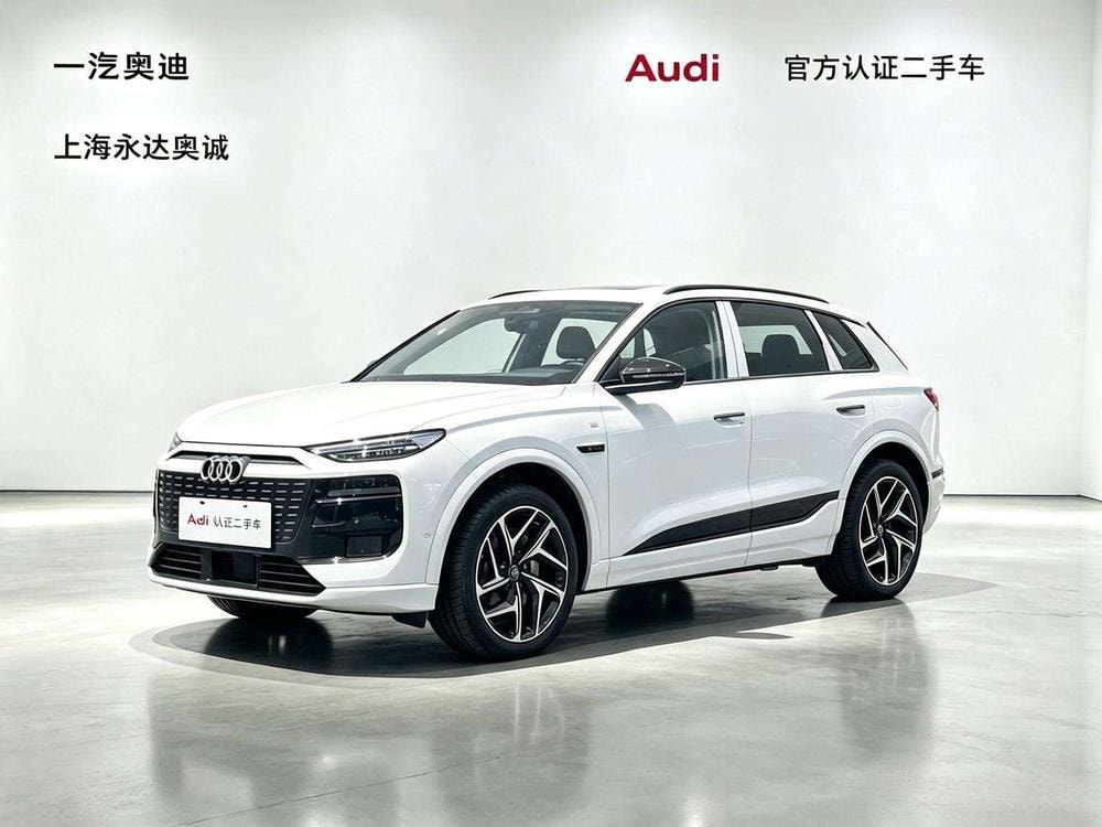 Audi Q6L e-tron 2026 — фото автомобиля 1