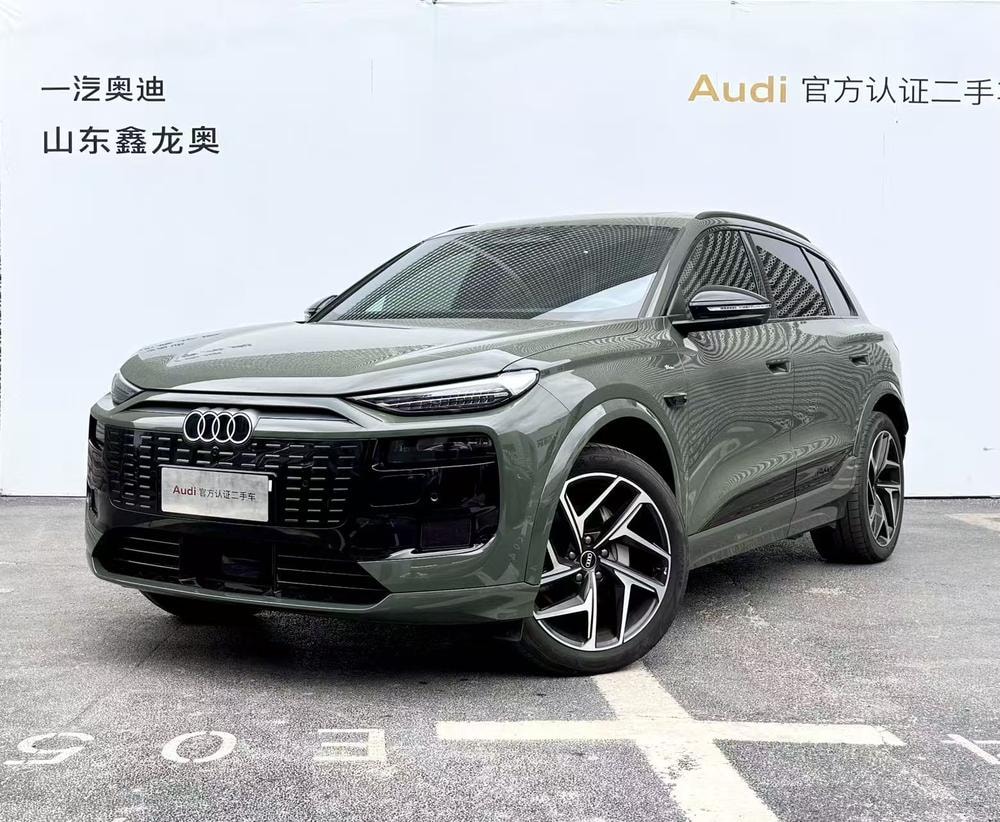 Audi Q6L e-tron 2026 — фото автомобиля