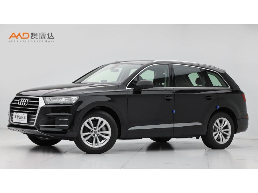 Audi Q7 2019 — фото автомобиля 1