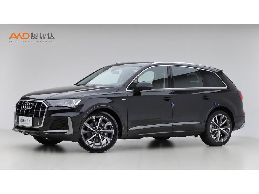 Audi Q7 2023 — фото автомобиля