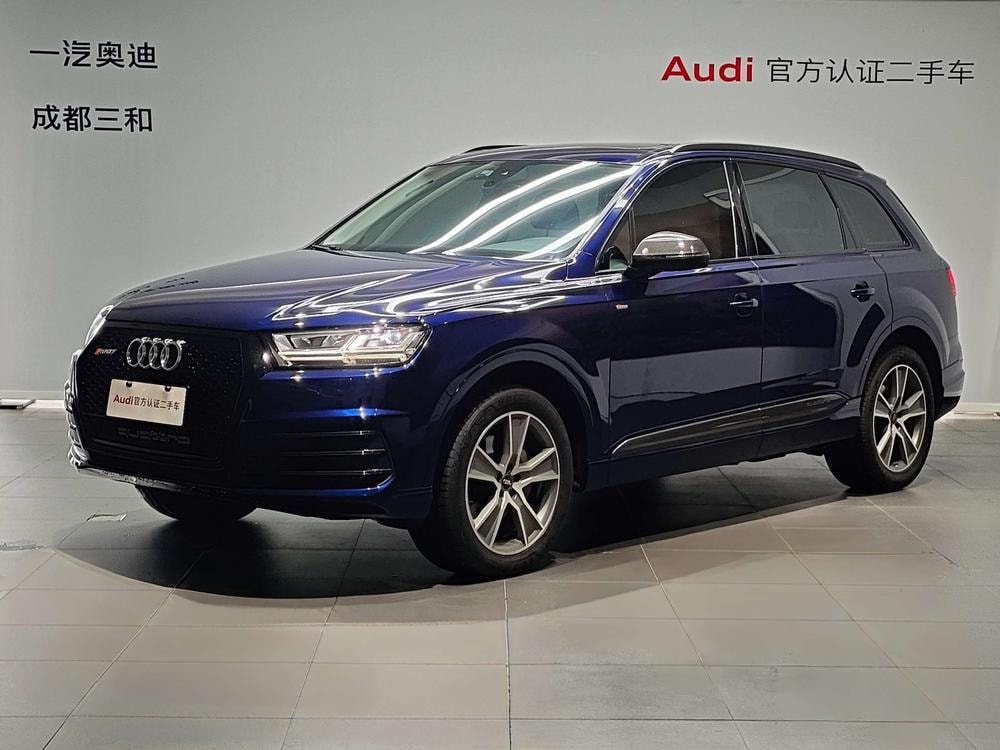 Audi Q7 2018 — фото автомобиля