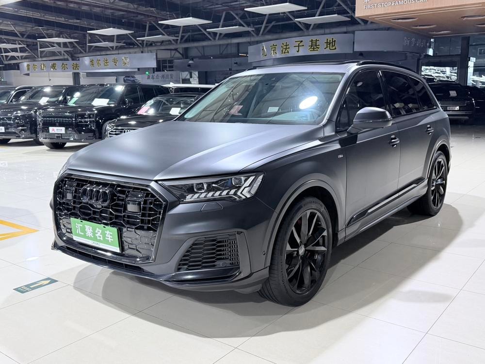 Audi Q7 2020 — фото автомобиля 1