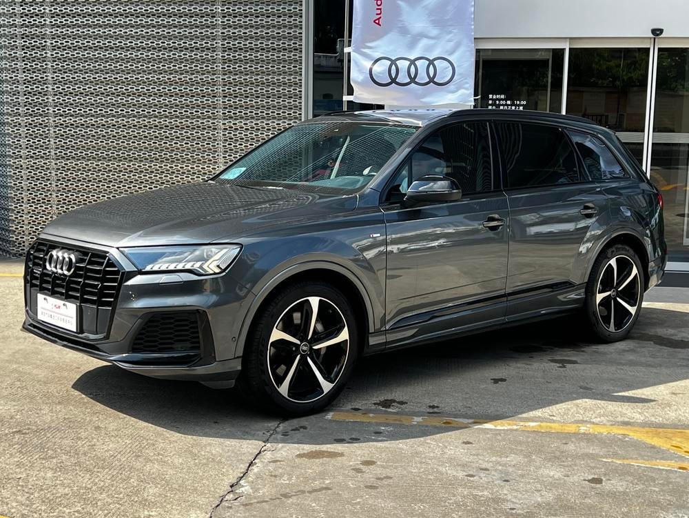 Audi Q7 2021 — фото автомобиля 1