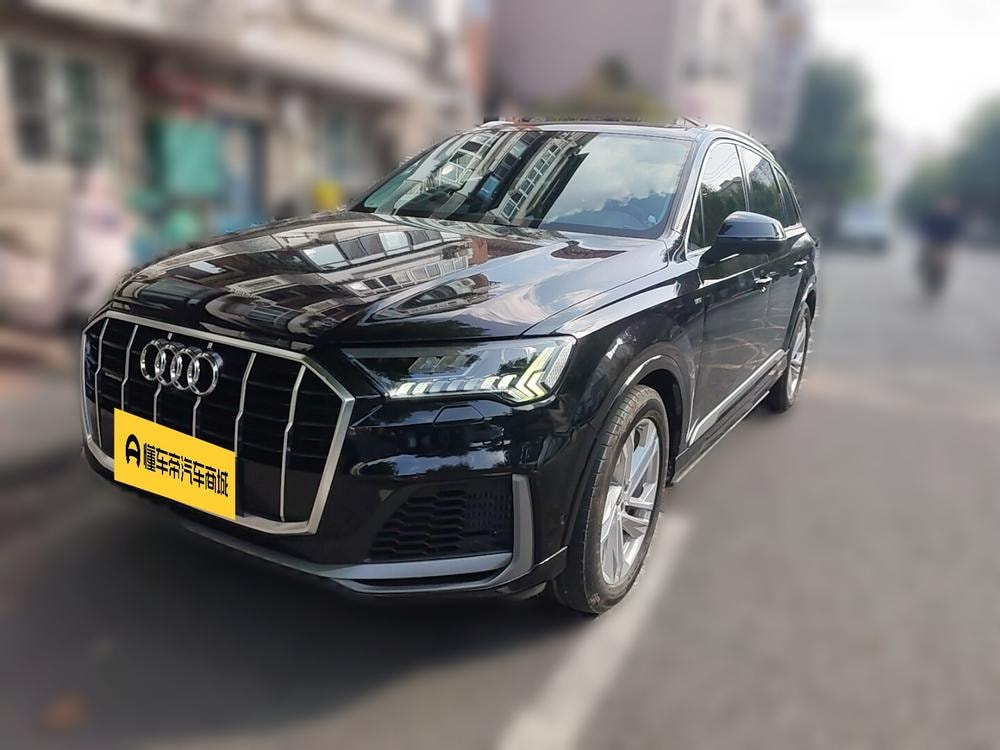 Audi Q7 2022 — фото автомобиля 1