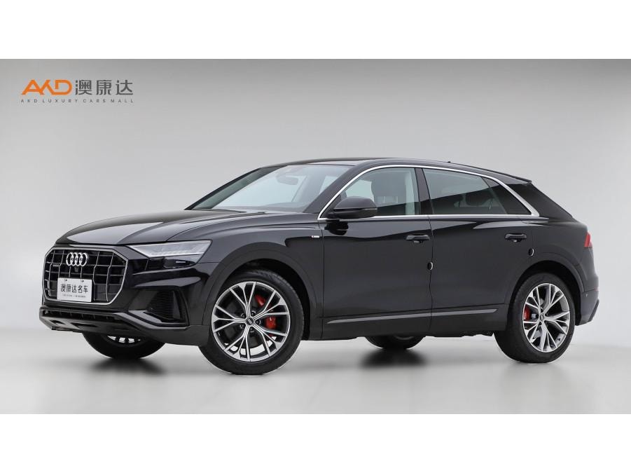 Audi Q8 2023 — фото автомобиля
