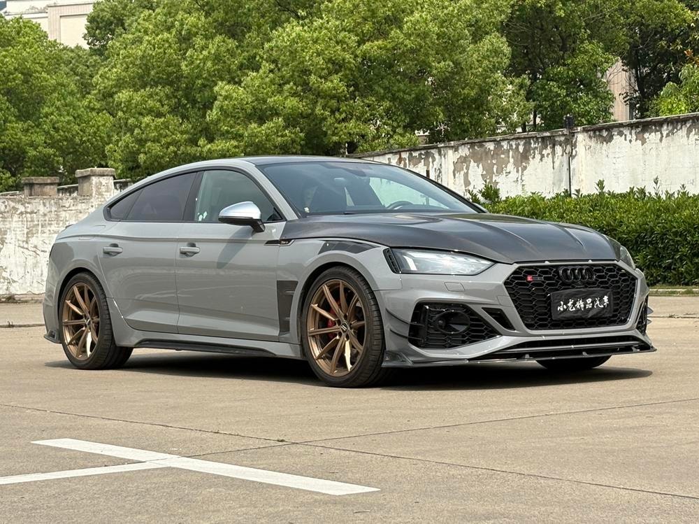 Audi RS 5 2021 — фото автомобиля
