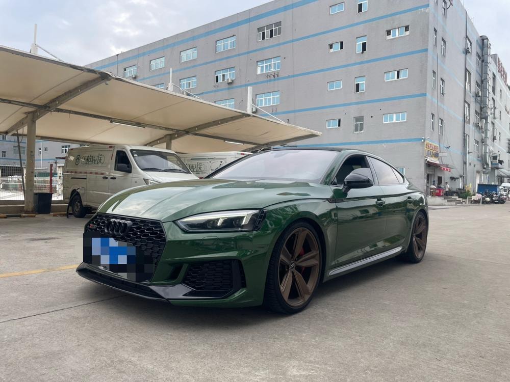 Audi RS 5 2019 — фото автомобиля 1