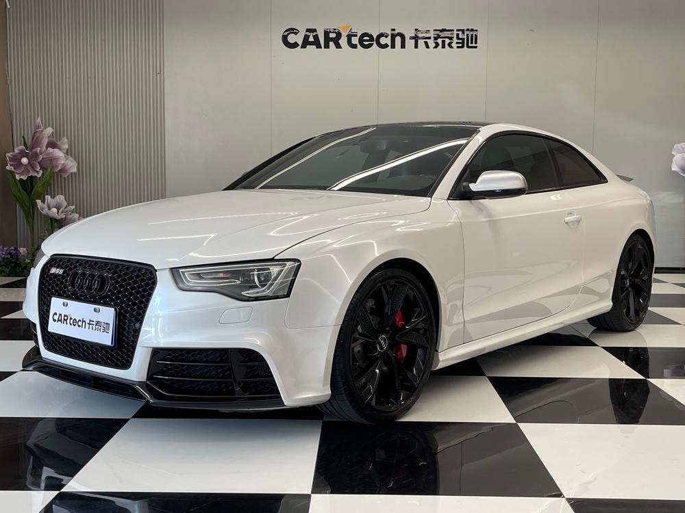 Audi RS 5 2014 — фото автомобиля 1