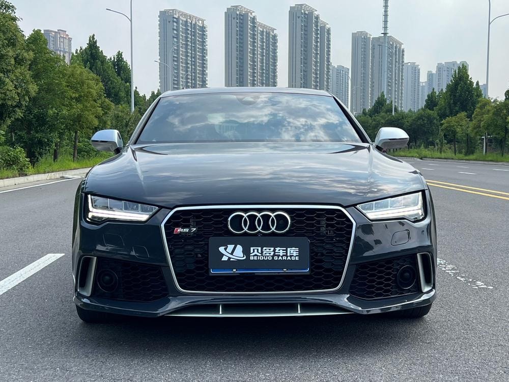 Audi RS 7 2016 — фото автомобиля