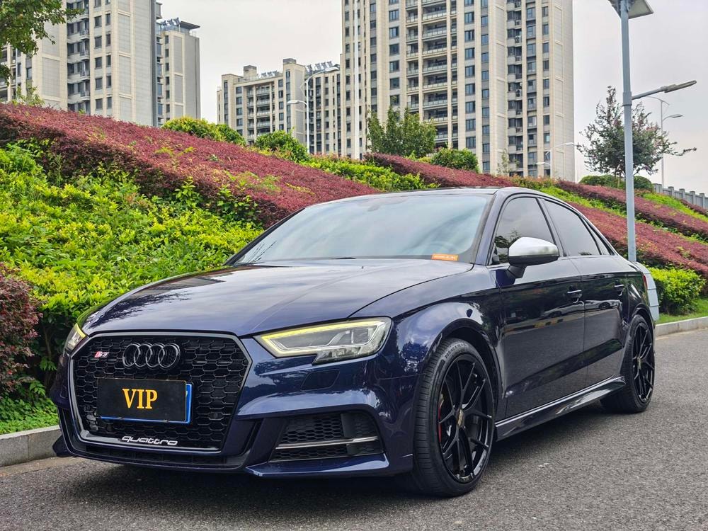 Audi S3 2017 — фото автомобиля