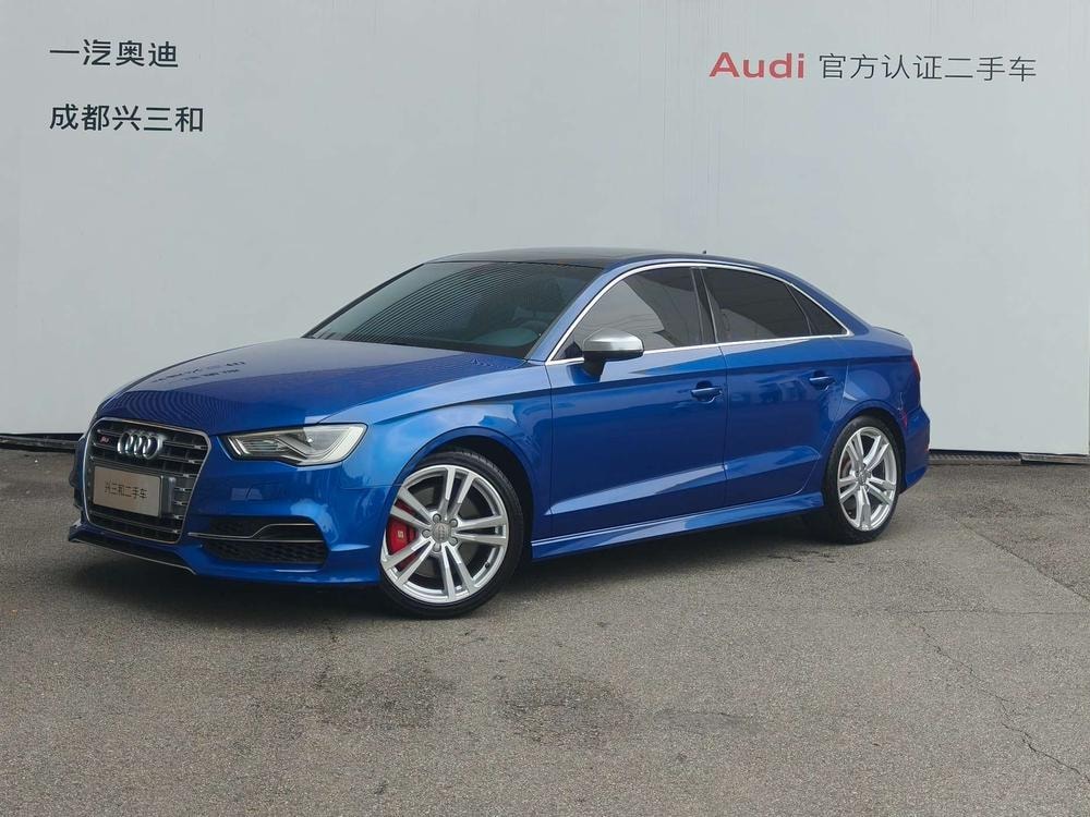 Audi S3 2017 — фото автомобиля