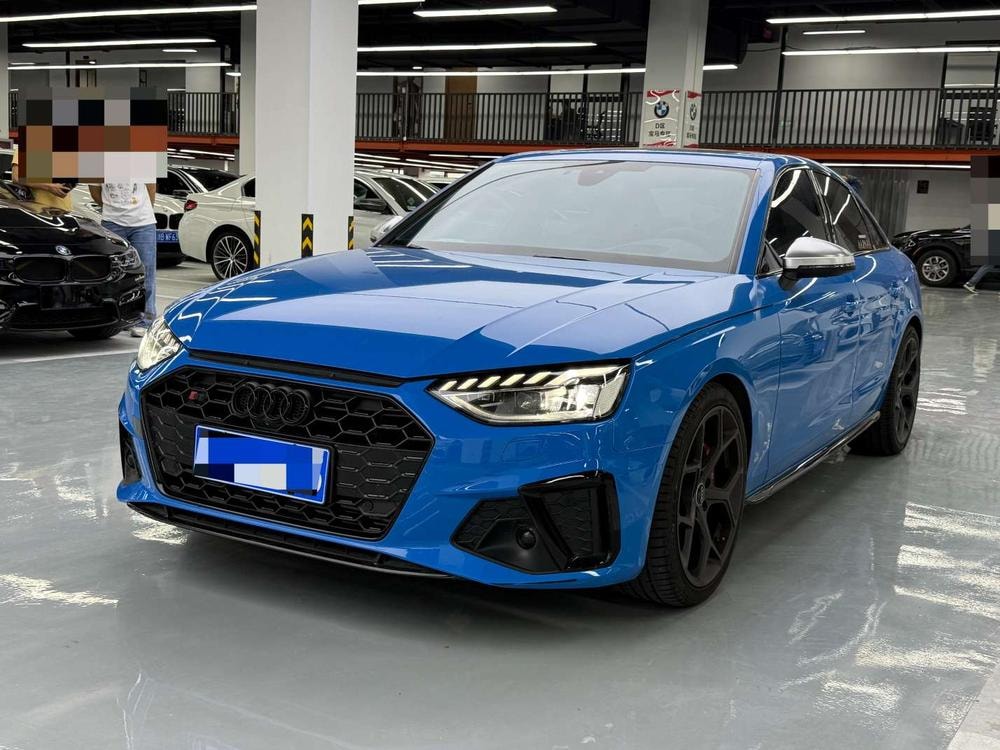 Audi S4 2021 — фото автомобиля