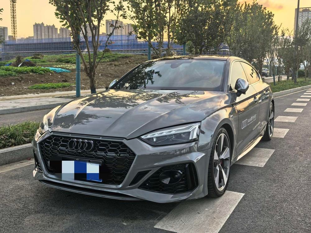 Audi S5 2021 — фото автомобиля