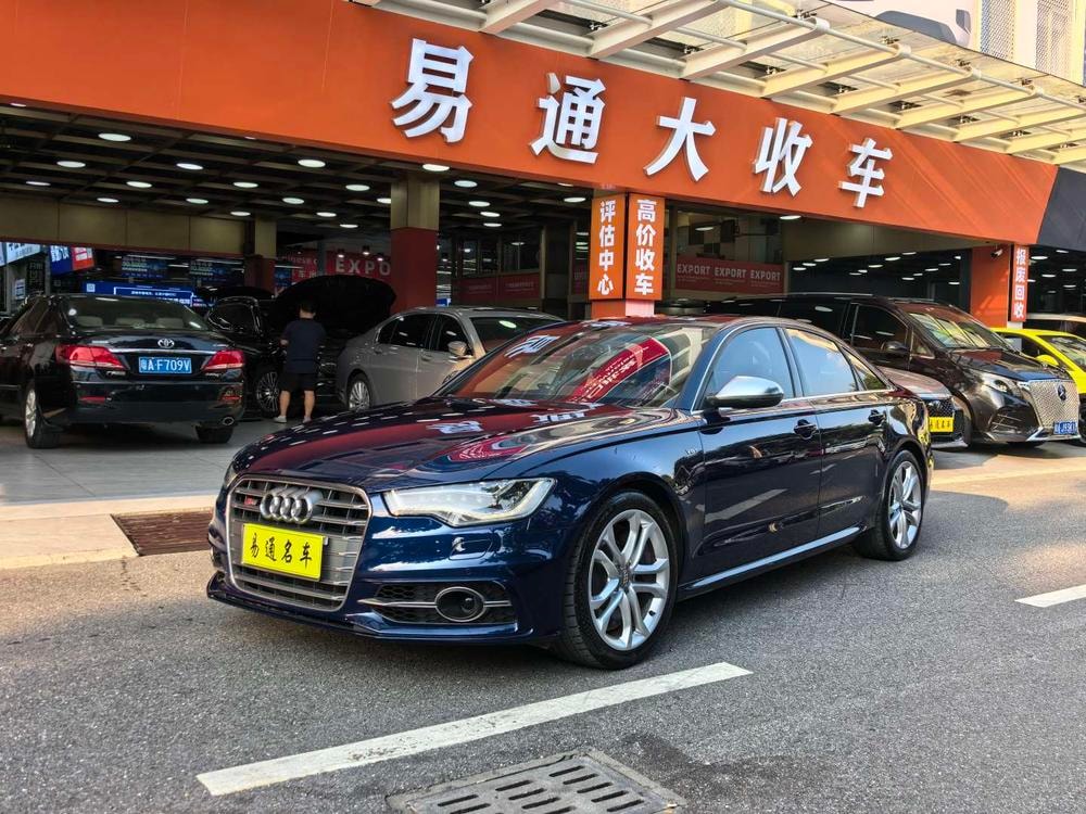 Audi S6 2013 — фото автомобиля 1