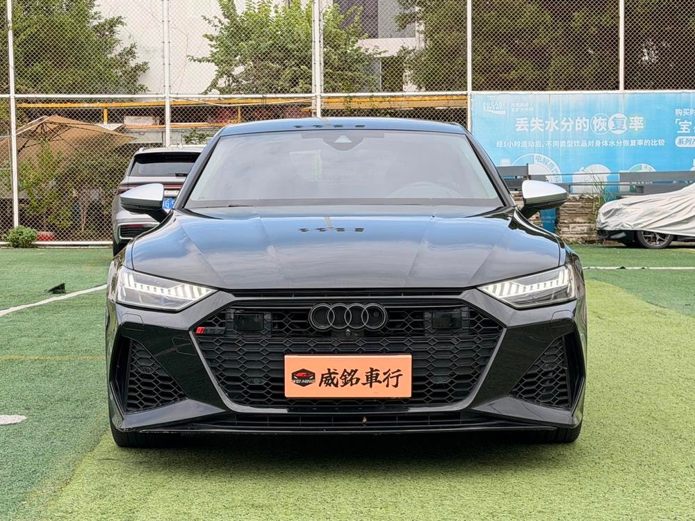Audi S7 2022 — фото автомобиля