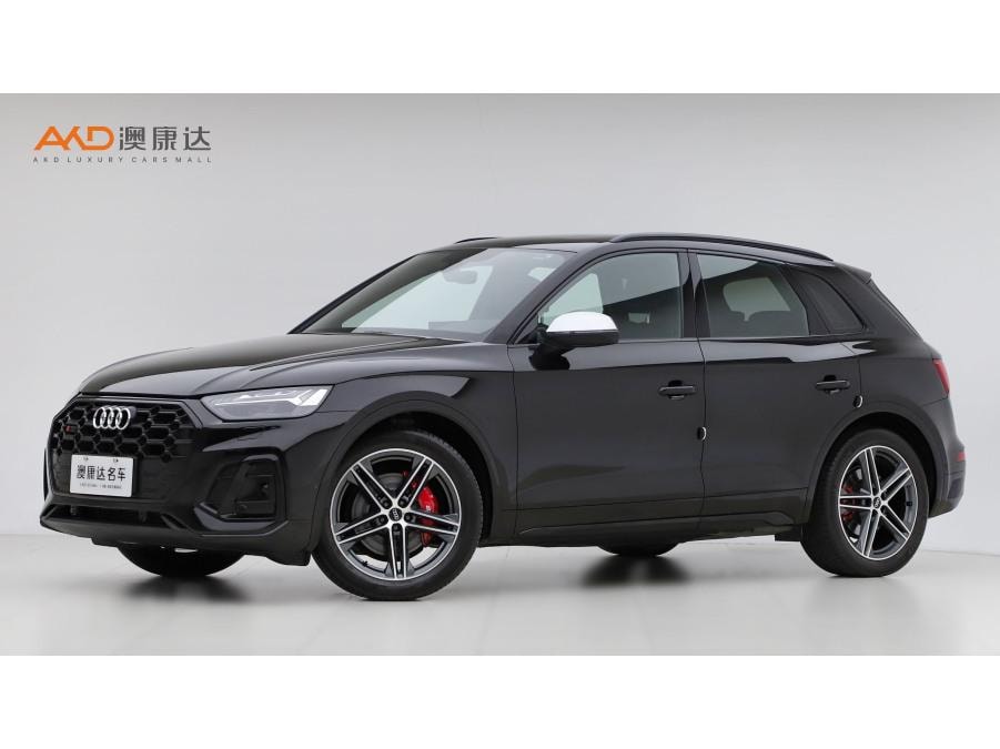 Audi SQ5 2021 — фото автомобиля